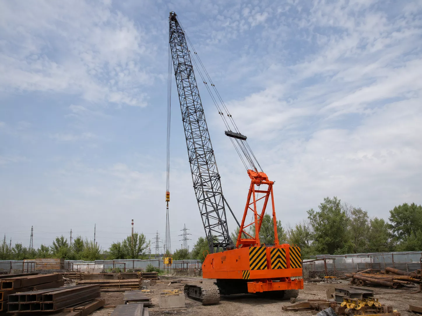 Гусеничный кран Hitachi KH 500L-PD