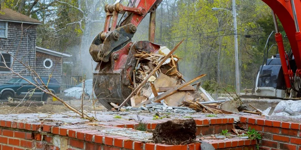 Как выбрать подрядчика для демонтажа зданий и сооружений: специалисты и компании Как выбрать подрядчика для демонтажа зданий и сооружений: специалисты и компании